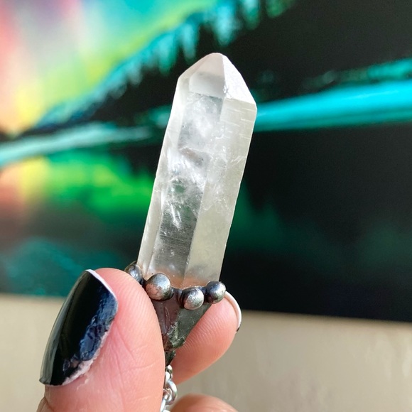 Natural raw clear crystal quartz gemstone boho goth stone charm steel necklace - Picture 5 of 16